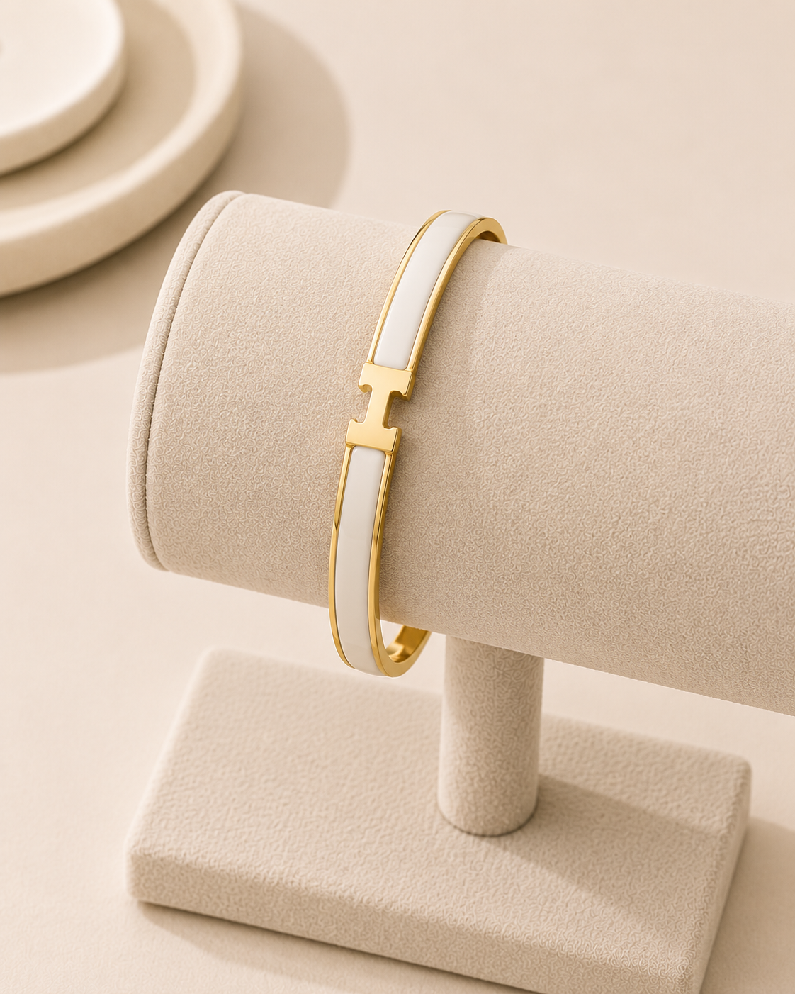 H Bracelet - Med Thick