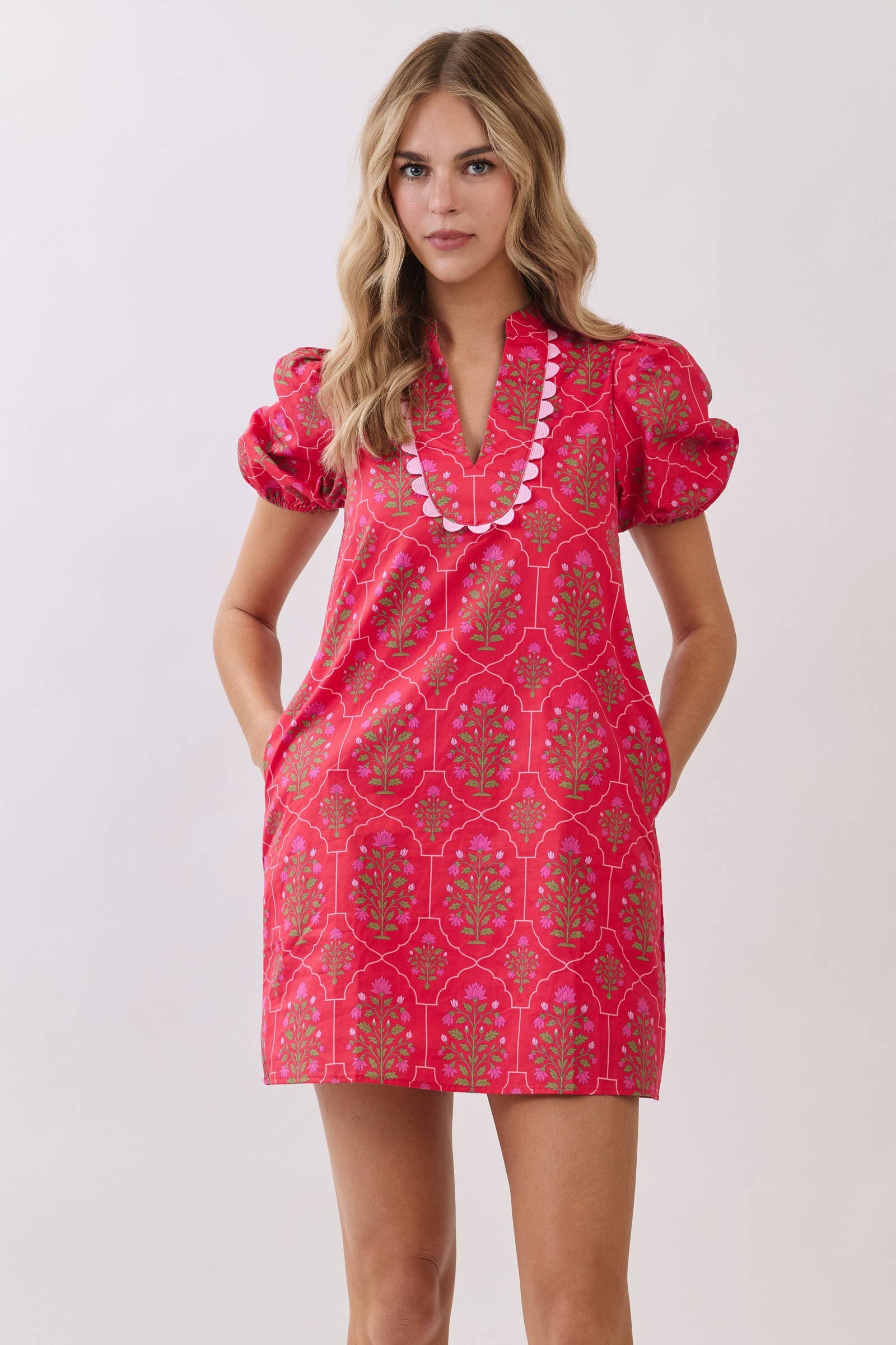 Scallop Trim Detail Floral Mini Dress: BERRY